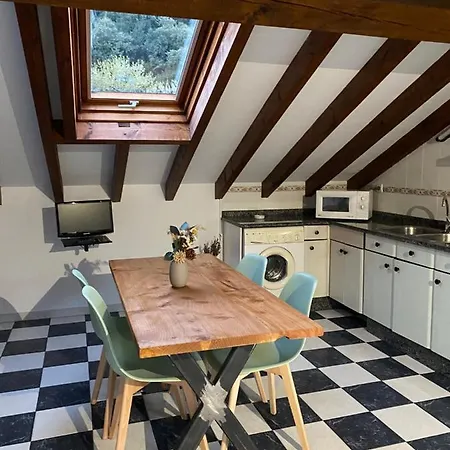 Rurales Valverde Apartman *