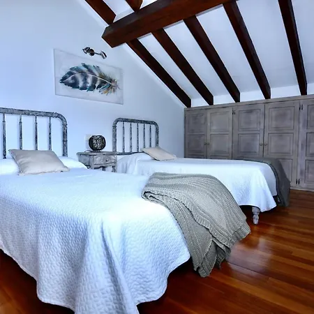 Apartment Rurales Valverde
